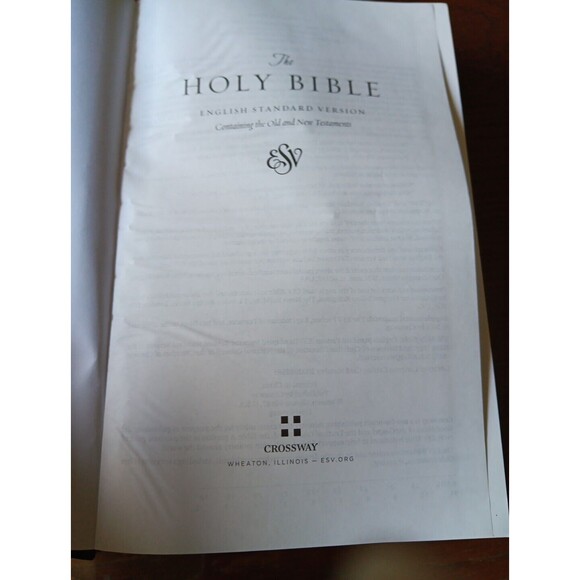 Holy Bible English Standard Version - ESV  Black (Hardcover 2016) Crossway VG - Picture 7 of 16
